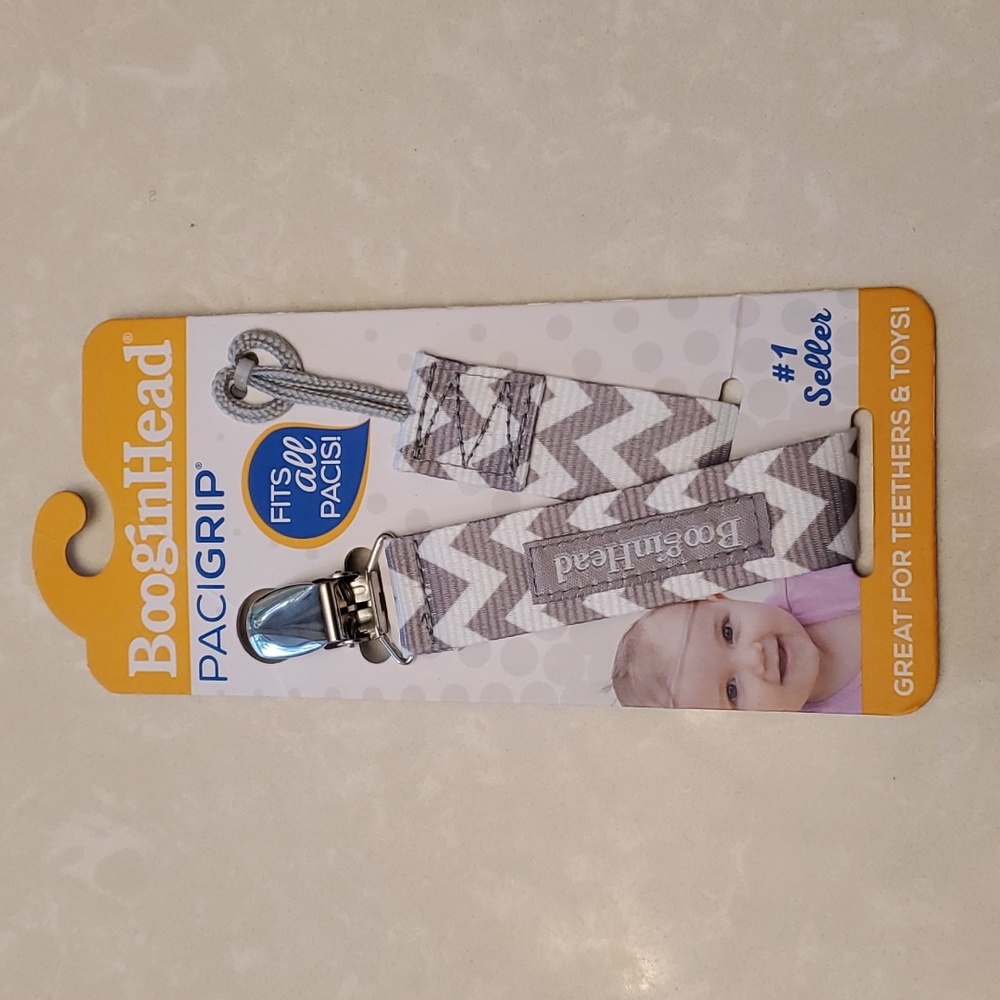 NWT Pacifier grip